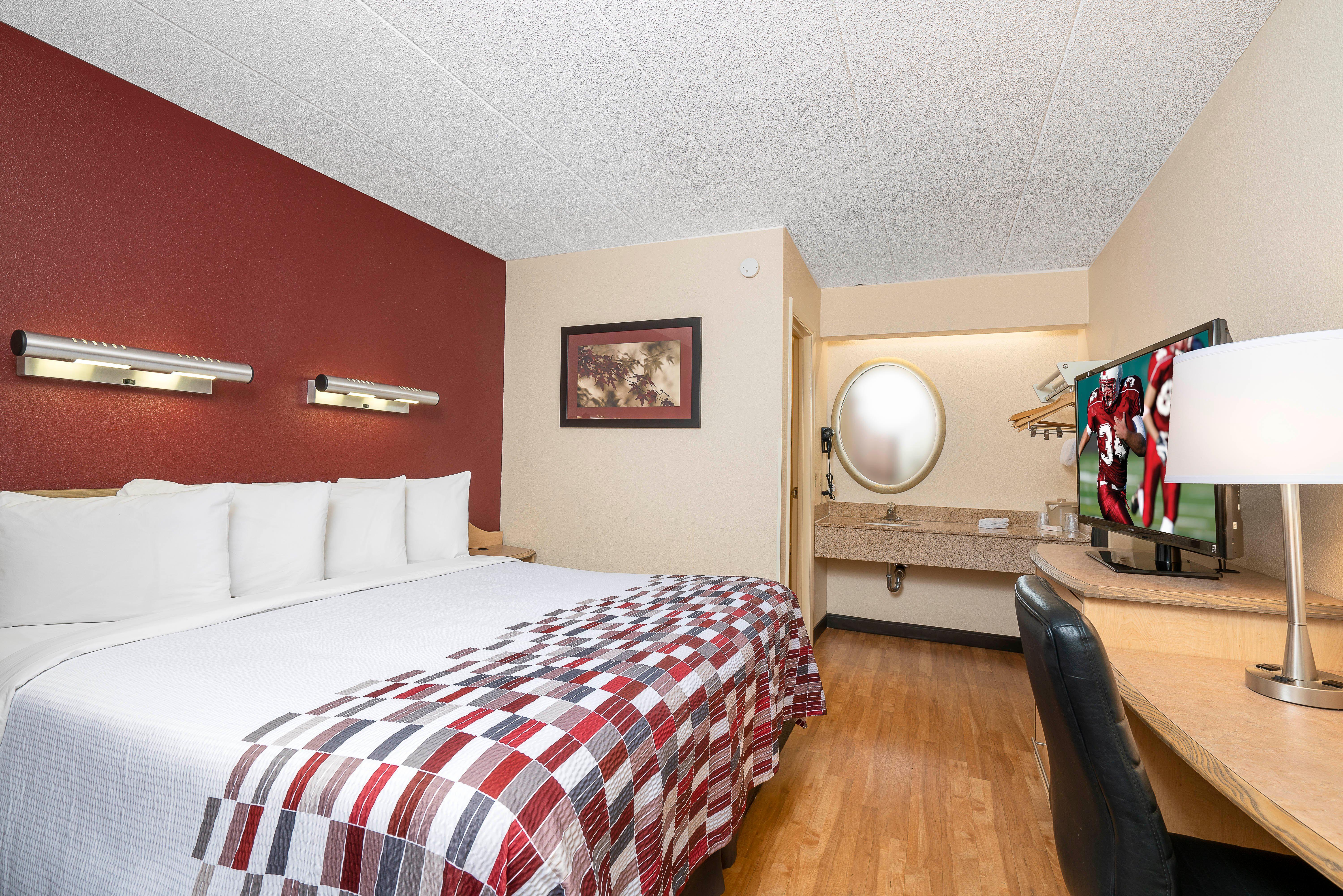 Red Roof Inn Едисън Екстериор снимка