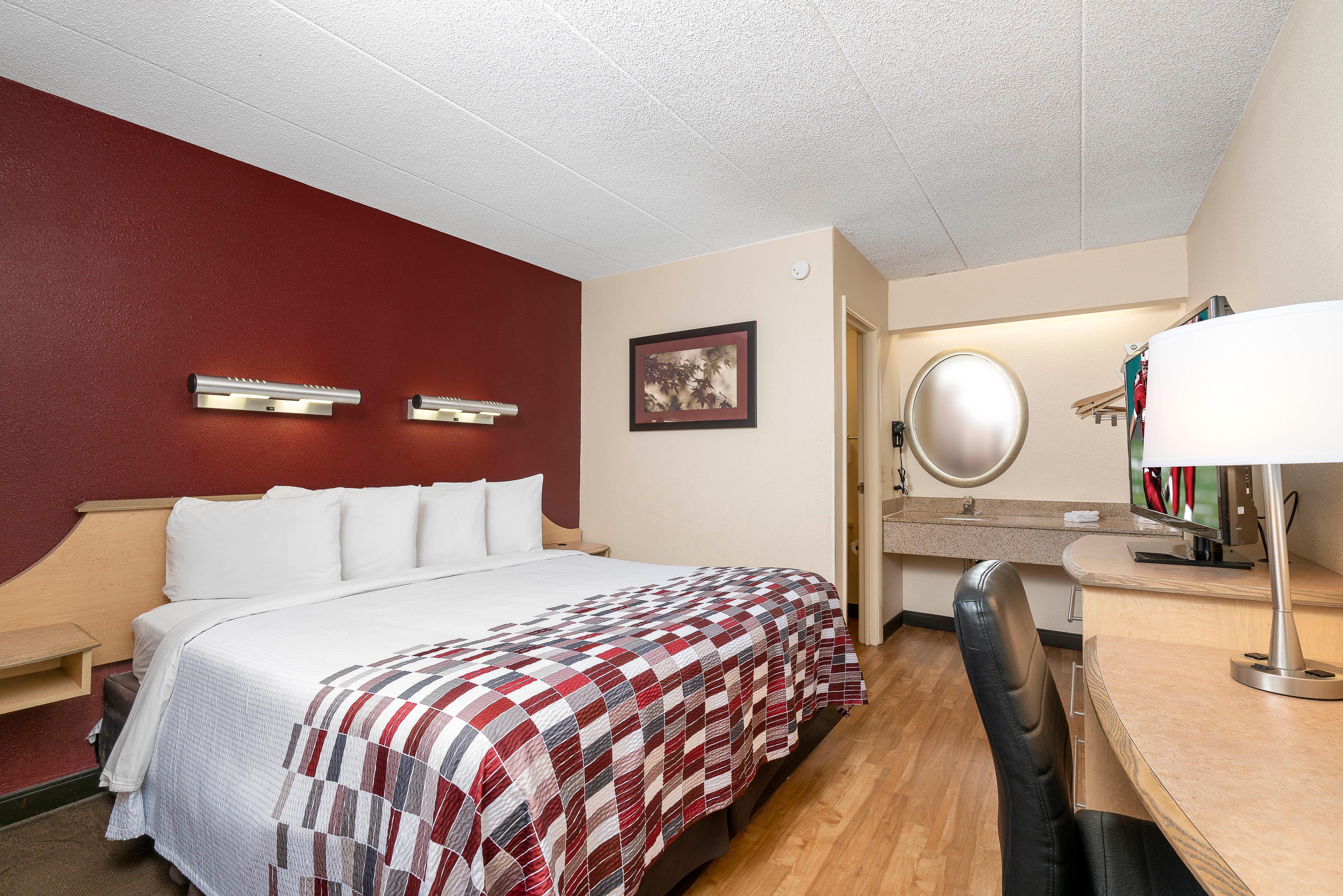 Red Roof Inn Едисън Екстериор снимка