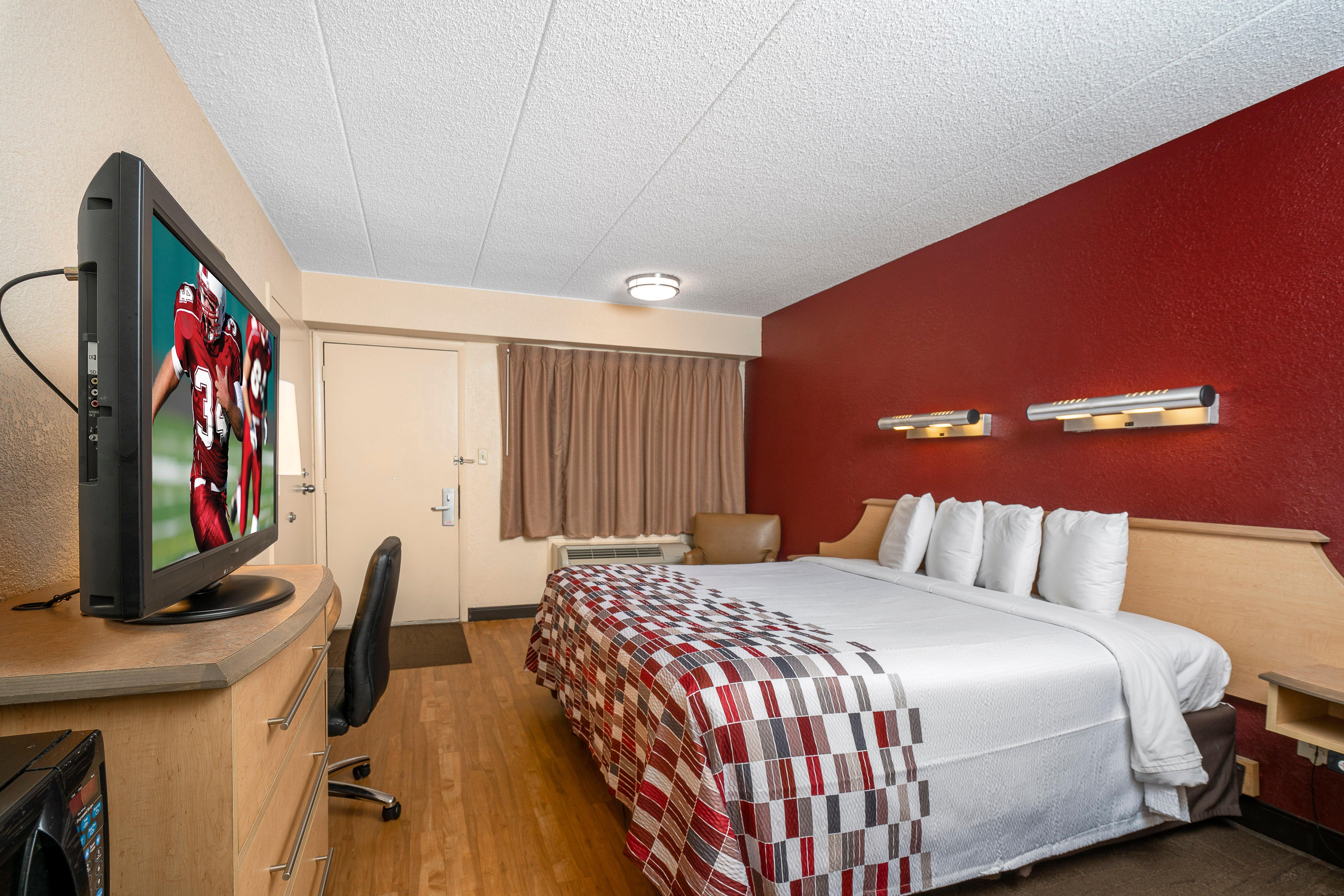 Red Roof Inn Едисън Екстериор снимка